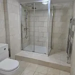 Lister Park 2bed Detached House Parking Cinema Screen Games