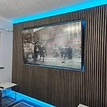 Lister Park 2bed Detached House Parking Cinema Screen Games Feriehus Bradford (West Yorkshire)