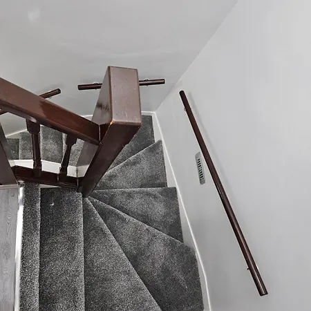 Lister Park 2bed Detached House Parking Cinema Screen Games Σπίτι διακοπών *
