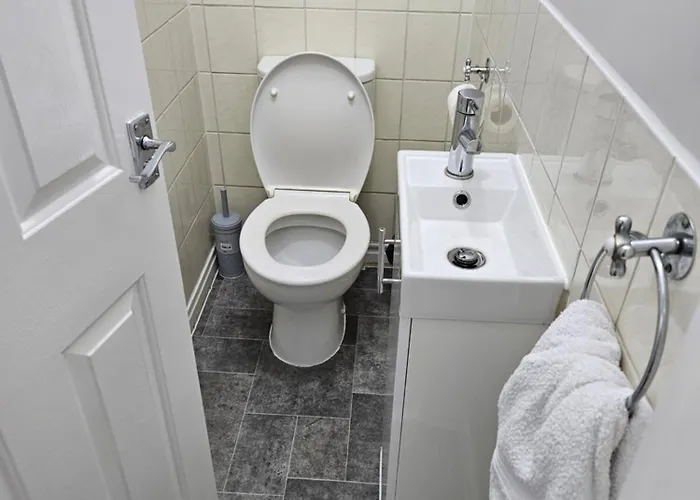 Lister Park 2bed Detached House Parking Cinema Screen Games *