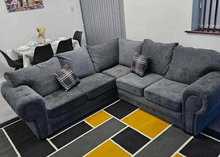 Feriehus Lister Park 2bed Detached House Parking Cinema Screen Games Bradford (West Yorkshire)